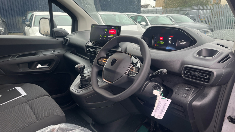 Peugeot Partner Long Diesel 1.5 BlueHDi 100 Professional Plus Van